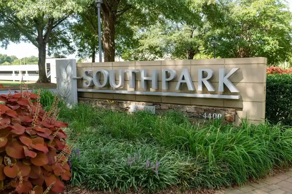 SouthPark black car service in Charlotte NC – SouthPark entrance sign
